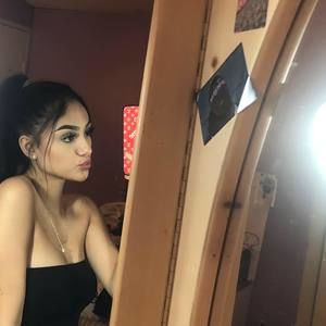 Meet your Posher, Jimena